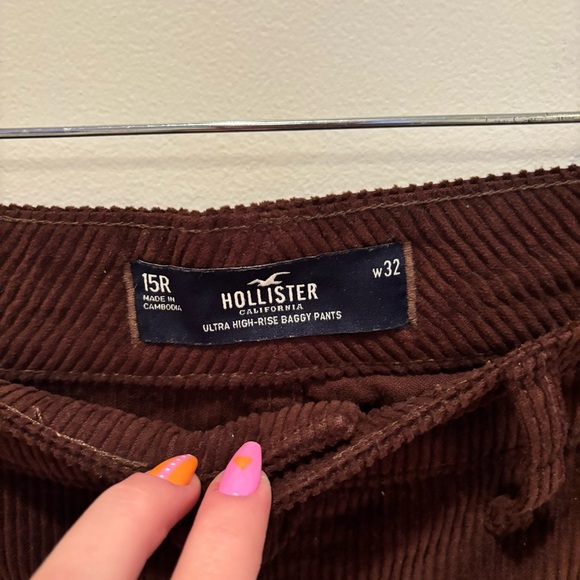 Hollister Ultra High-Rise Baggy Cargo Pants Dark Brown Corduroy Size 30 - Picture 7 of 11